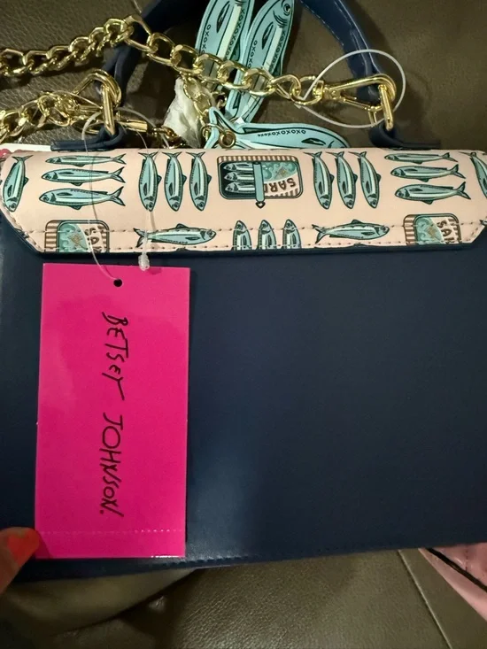 Betsey Johnson Sardine Bag NWT Viral🐟 - Picture 4 of 7
